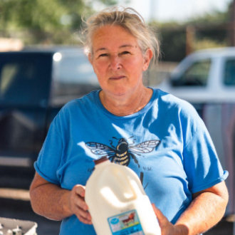 thats-mary-regan -of-t-and-r-dairy-farm-steer-vendor-330x330.jpg